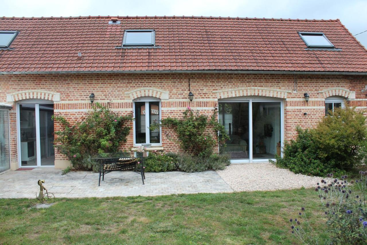 Jolie Maison Avec Jardin - 2 Chambres Le Hamel  Zewnętrze zdjęcie
